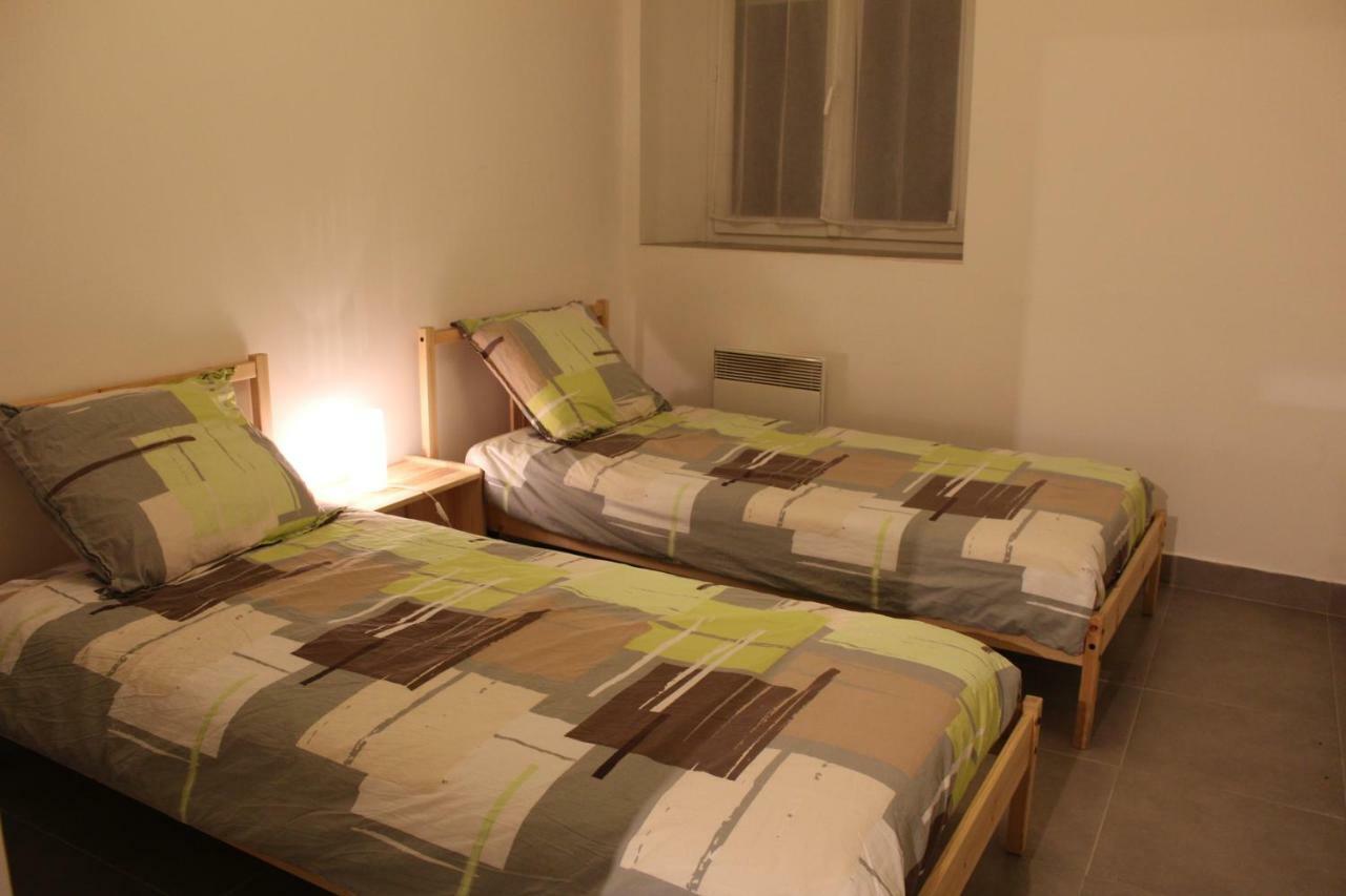 Le Ch'Ti Champenois Apartment เอแปร์เน ภายนอก รูปภาพ